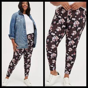 6X 30W Torrid Pixie Ponte Pant Black Pink Floral Skull Max Stretch Slim Pannel c